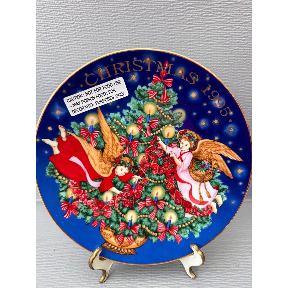 Avon 1995 Christmas Plate Trimming The Tree Peggy Toole‎ 22K Gold Trim 8 inch